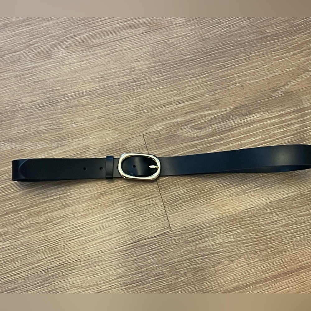 H&M black belt with gold buckle